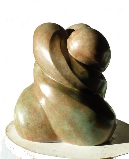 Tendresse ou le baiser, sculpture en bronze , flore de valicourt