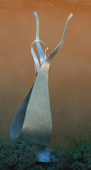 allégorie; sculpture monumentale en aluminium; flore devalicourt
