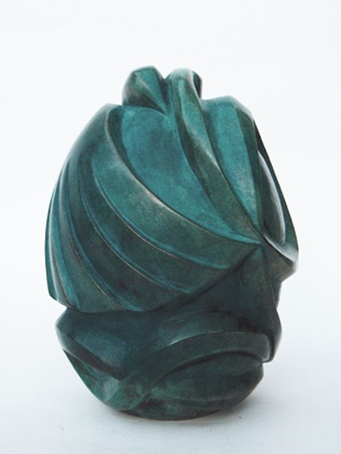 le dernier oeuf sculpture en bronze de flore de valicourt